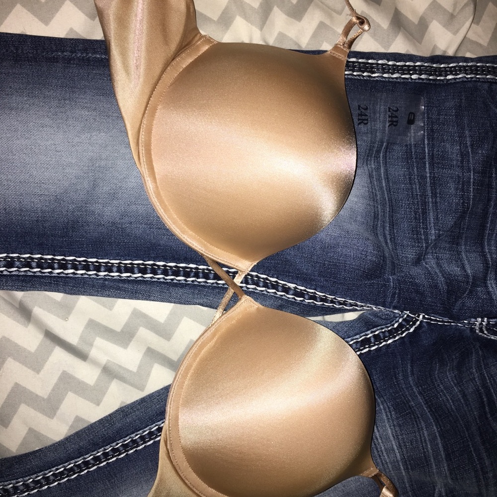 New without tags bombshell vs bra
